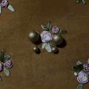 Gold sparkly ball earrings